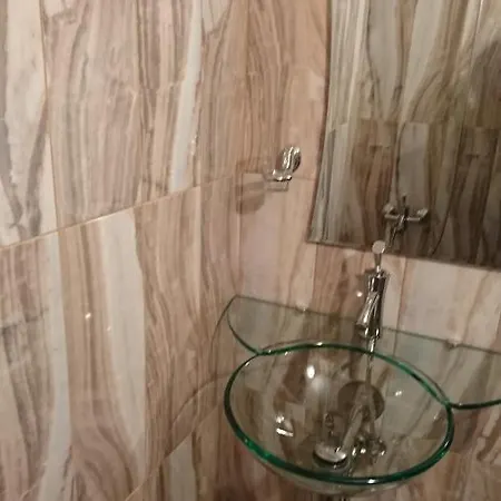 Oasis Guest house 3*