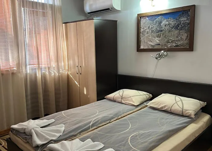 Oasis Pensiune Dobriniște